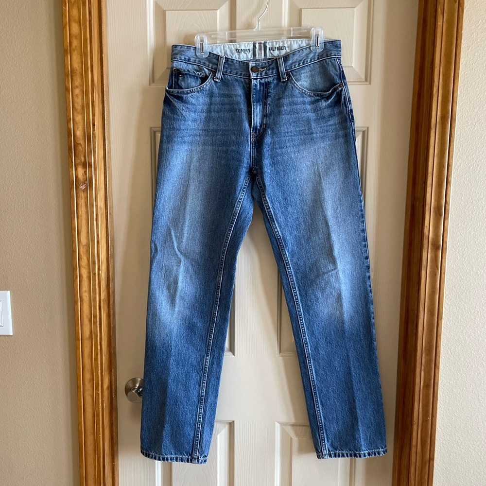 Men’s Tommy Hilfiger Pre-Washed Classic Straight Denim Blue Jeans  30” x 32”